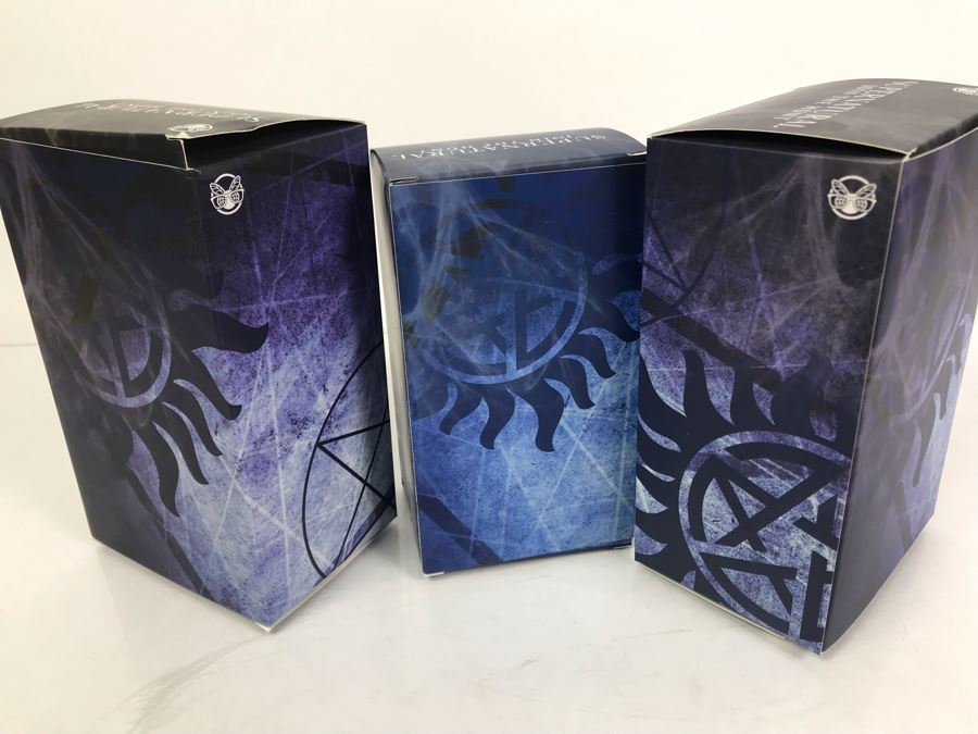 New Old Stock - Living Dead Dolls Santeria Doll And Set Of (3) Supernatural Collectible Vinyl Dolls [Photo 12]