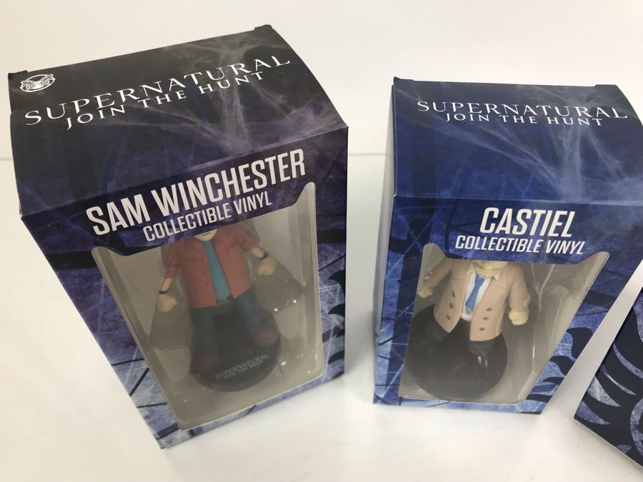 New Old Stock - Living Dead Dolls Santeria Doll And Set Of (3) Supernatural Collectible Vinyl Dolls [Photo 11]