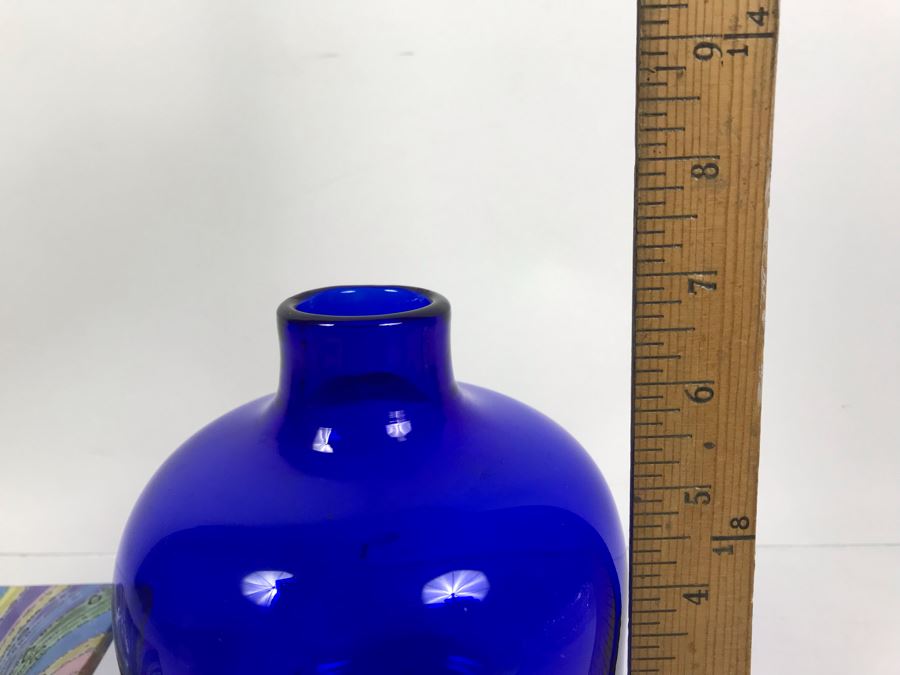 Signed Higgins Art Glass Bowl Dish 5'W And Hand Blown Art Glass Cobalt Blue Bottle Vase 7'H [Photo 10]