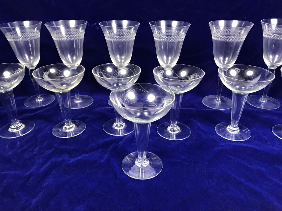 Etched Glass Wheat Pattern Stemware Glasses 13 Pieces [Photo 2]