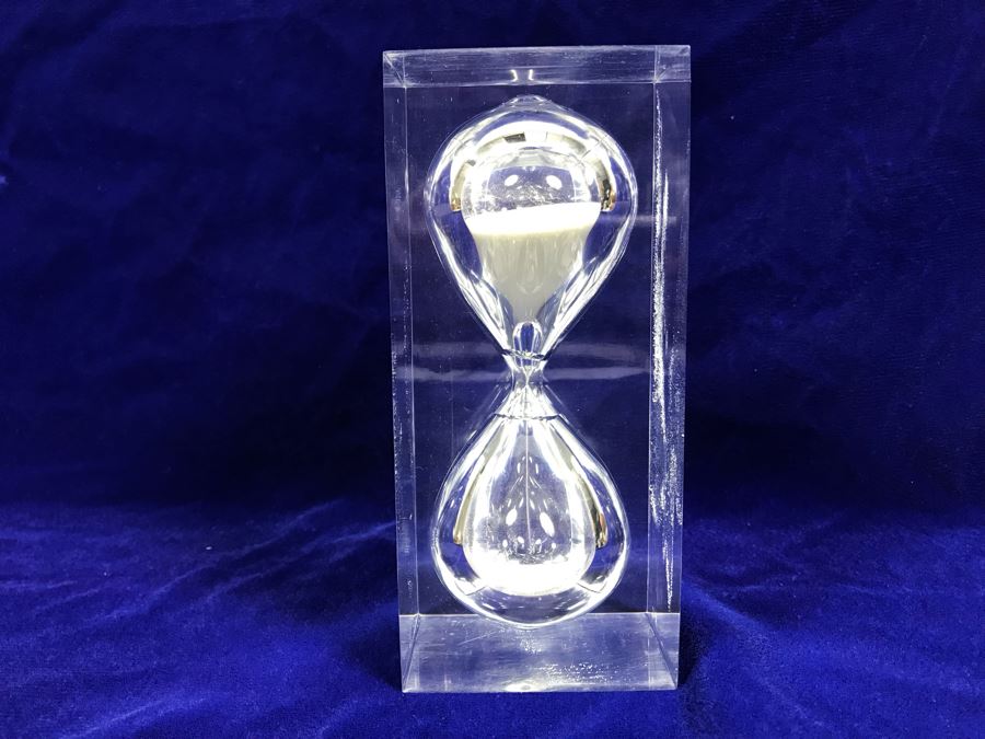 Vintage Mid-Century Lucite Hourglass 7'H [Photo 3]