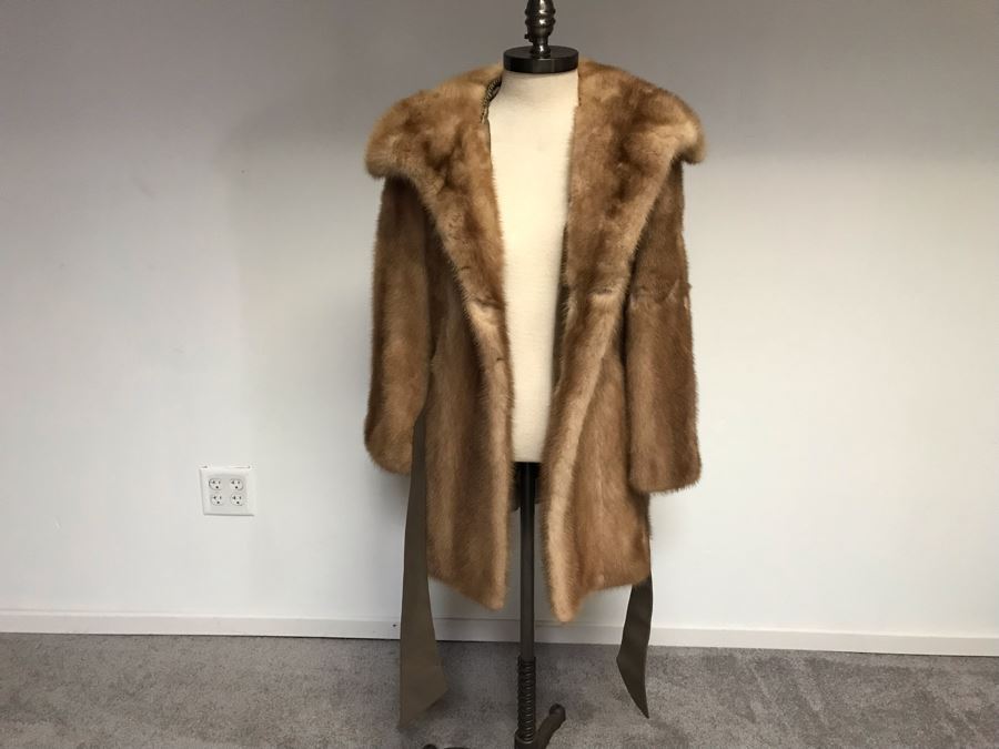 Vintage Fur Coat (16' Arm Length - 32' Long)