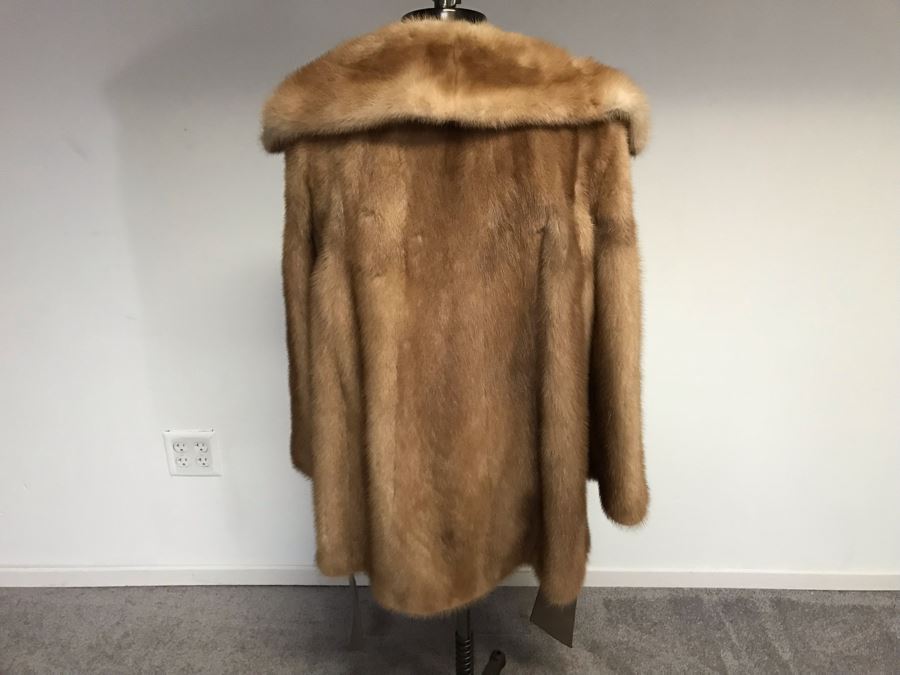 Vintage Fur Coat (16' Arm Length - 32' Long) [Photo 7]
