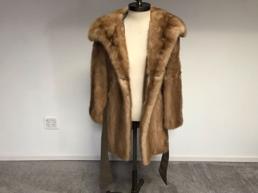 Vintage Fur Coat (16' Arm Length - 32' Long) [Photo 2]