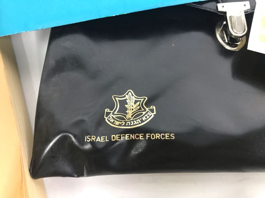U.S.S. Seminole Tile, Buaer U.S. Navy Suit Integrate Torso, Harness Switlik Parachute Co, Israel Defence Forces Briefcase Along With Photos And Documents Of 1971 National War College Trip To Israel And Miracle At Midway Book - See Photos [Photo 5]