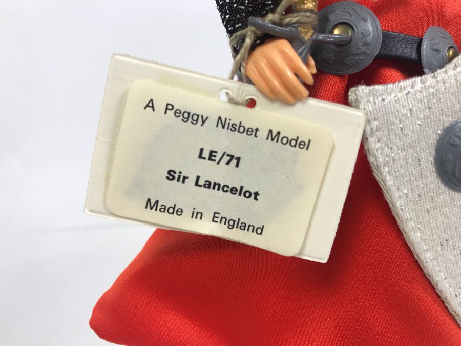 Pair Of Peggy Nisbet Costume Dolls: Uncle Sam P779 And Sir Lancelot LE/71 Made In England [Photo 14]