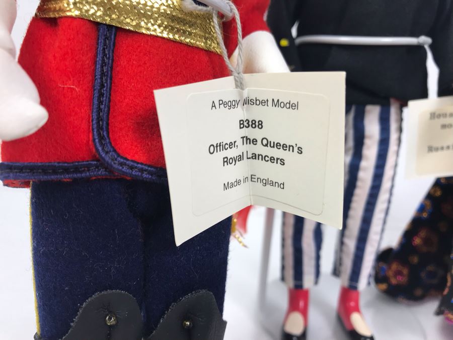 Collection Of (6) Peggy Nisbet Costume Dolls Made In England Including The Circus Ring Master And Russian Clown [Photo 14]