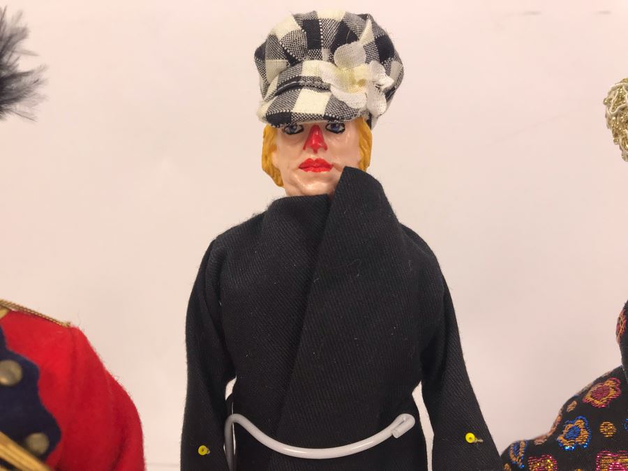 Collection Of (6) Peggy Nisbet Costume Dolls Made In England Including The Circus Ring Master And Russian Clown [Photo 16]