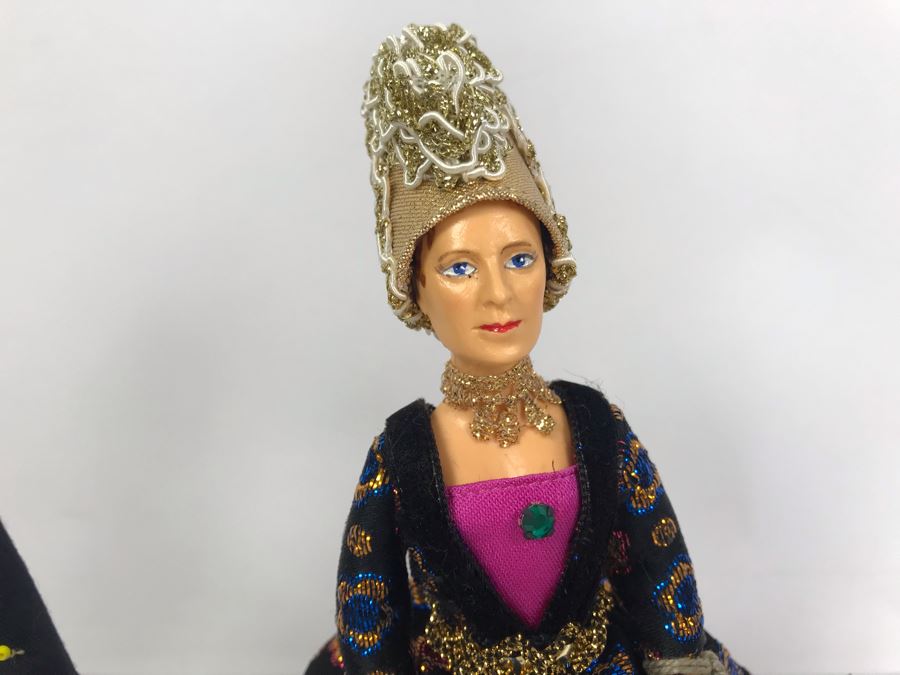 Collection Of (6) Peggy Nisbet Costume Dolls Made In England Including The Circus Ring Master And Russian Clown [Photo 21]