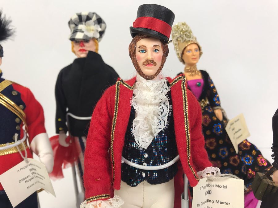 Collection Of (6) Peggy Nisbet Costume Dolls Made In England Including The Circus Ring Master And Russian Clown [Photo 4]