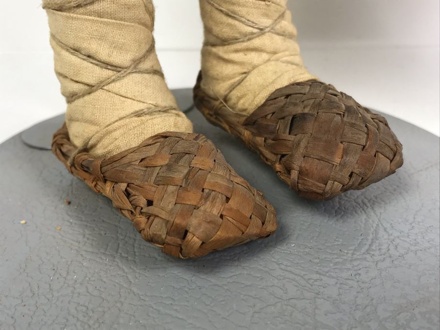 Pair Of Vintage 1940's Soviet Union Dolls Mordwa Woman And Village Boy [Photo 8]