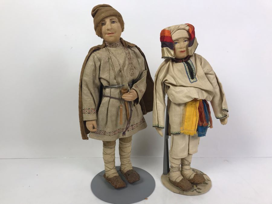 Pair Of Vintage 1940's Soviet Union Dolls Mordwa Woman And Village Boy [Photo 2]