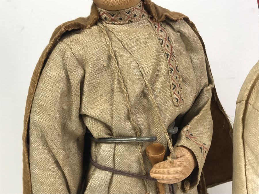 Pair Of Vintage 1940's Soviet Union Dolls Mordwa Woman And Village Boy [Photo 5]