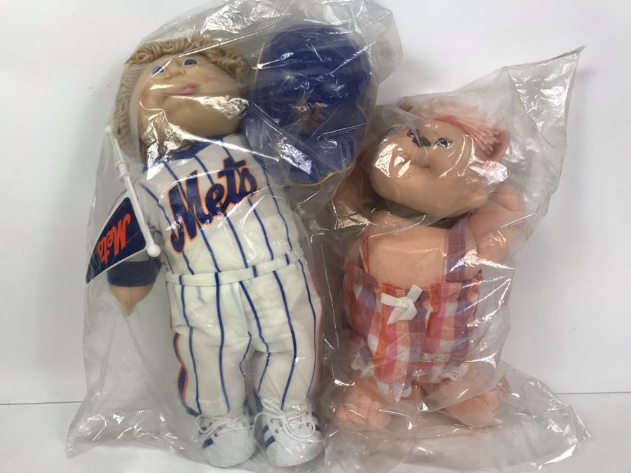 Mets Cabbage Patch Doll And Cabbage Patch Kids Koosas Doll [Photo 1]