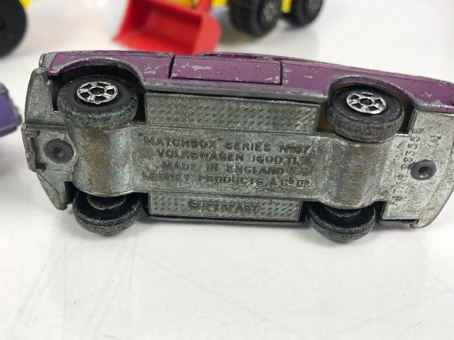 Various Matchbox Cars, Tootsie Cars, Sambo's Restaurant Hooper Tiger Plush Toy, New Seal Mobile And Super Tanker Unocal 76 Truck New Old Stock [Photo 17]