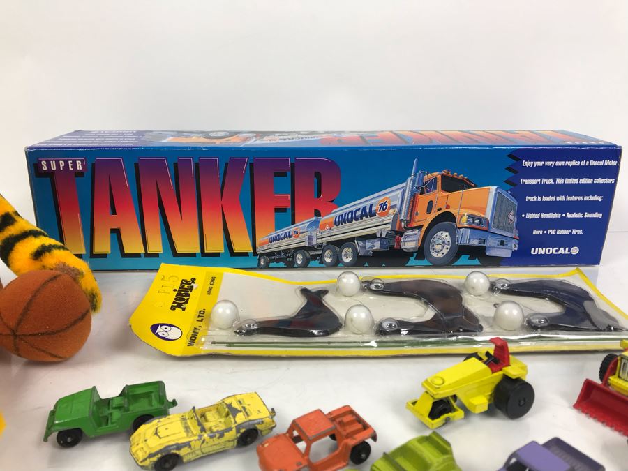 Various Matchbox Cars, Tootsie Cars, Sambo's Restaurant Hooper Tiger Plush Toy, New Seal Mobile And Super Tanker Unocal 76 Truck New Old Stock [Photo 9]