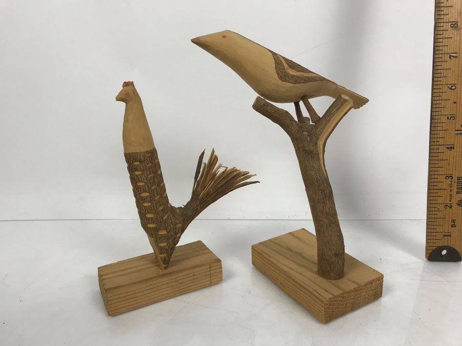 Pair Of Carved Wooden Folk Art Animals Made By North Carolina Moutain People [Photo 1]