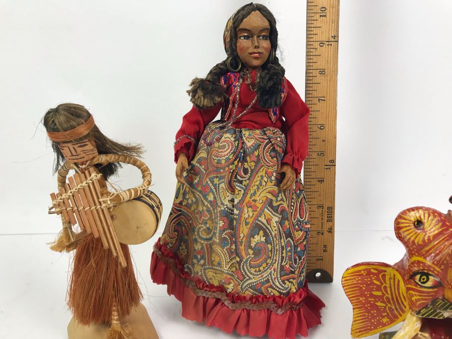 Vintage Signed Gipsy Carved Wooden Doll From Artist Carolyn John, Vintage Wooden Doll From The Amazon And Hand Painted Figurine From India [Photo 7]