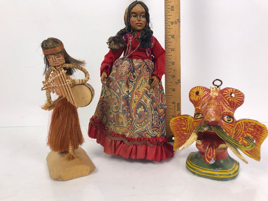 Vintage Signed Gipsy Carved Wooden Doll From Artist Carolyn John, Vintage Wooden Doll From The Amazon And Hand Painted Figurine From India [Photo 1]