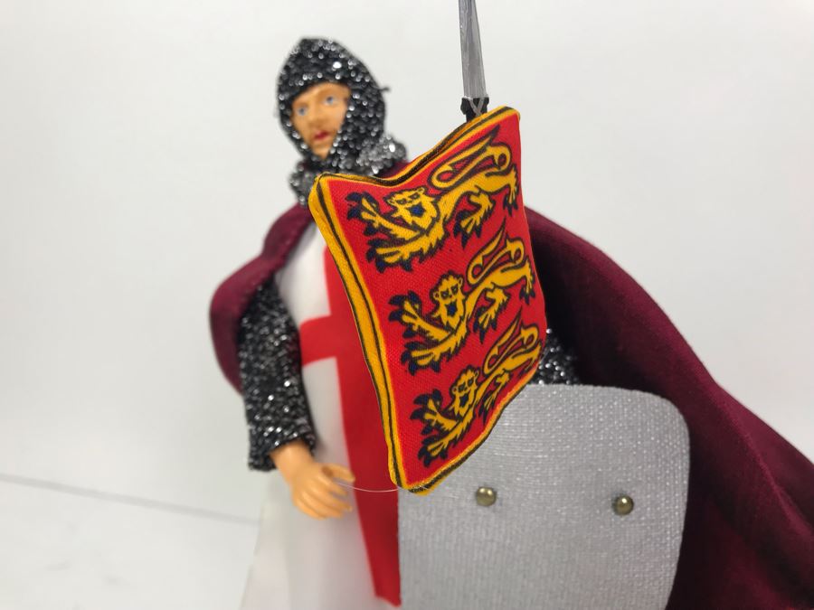 House Of Nisbet St Nicholas Santa Claus Costume Doll And Knights Of Templar Peggy Nisbet Doll Made In England [Photo 7]
