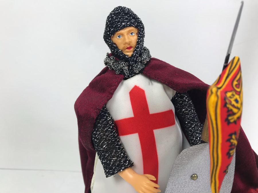 House Of Nisbet St Nicholas Santa Claus Costume Doll And Knights Of Templar Peggy Nisbet Doll Made In England [Photo 6]