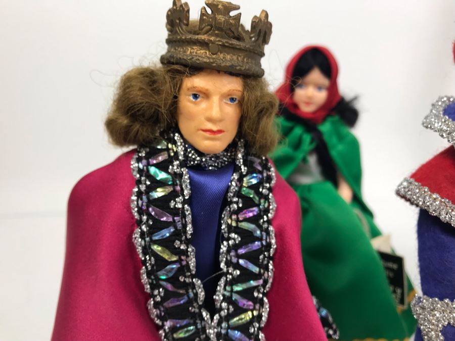 Collection Of (6) Peggy Nisbet Collectors Costume Dolls Made In England - See Photos [Photo 4]