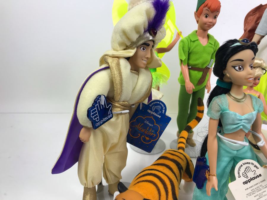 Collection Of Walt Disney Dolls From Aladdin, Cinderella, Peter Pan [Photo 7]