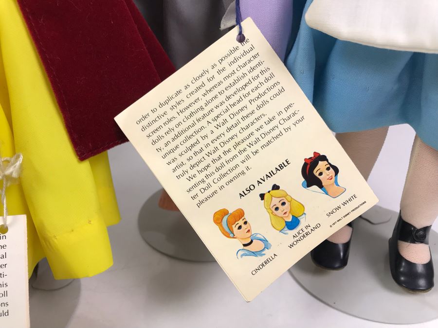Various Vintage Dolls Including Walt Disney's Cinderella, Snow White, Sleeping Beauty, Alice In Wonderland Designed By Faith Wick For R. Dakin (Some With Original Disneyland Price Tags) [Photo 13]