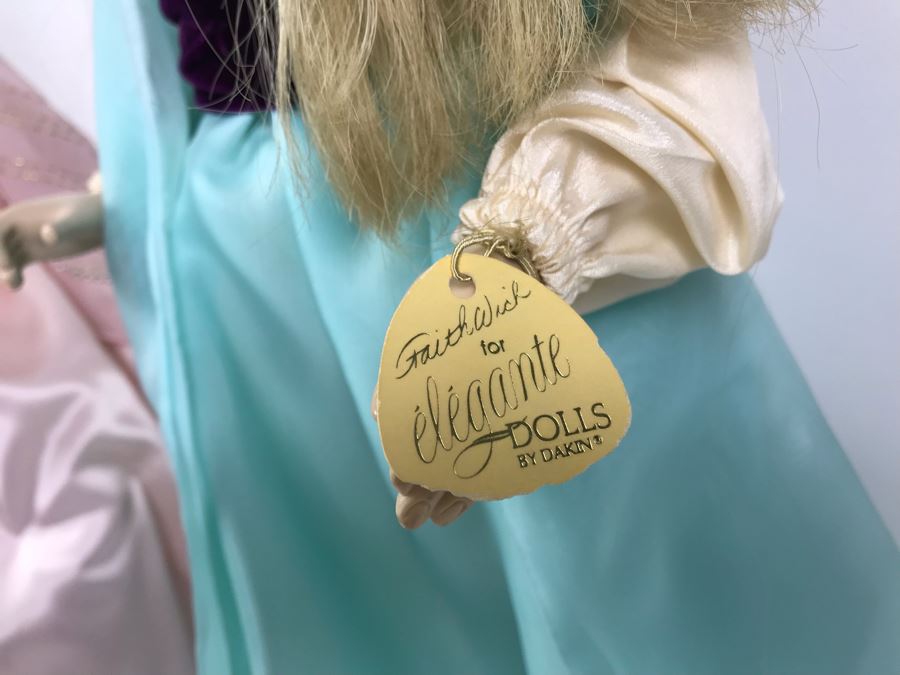 Large Madame Alexander Doll And Faith Wick For Elegante Dools By Dakin 19'H [Photo 9]
