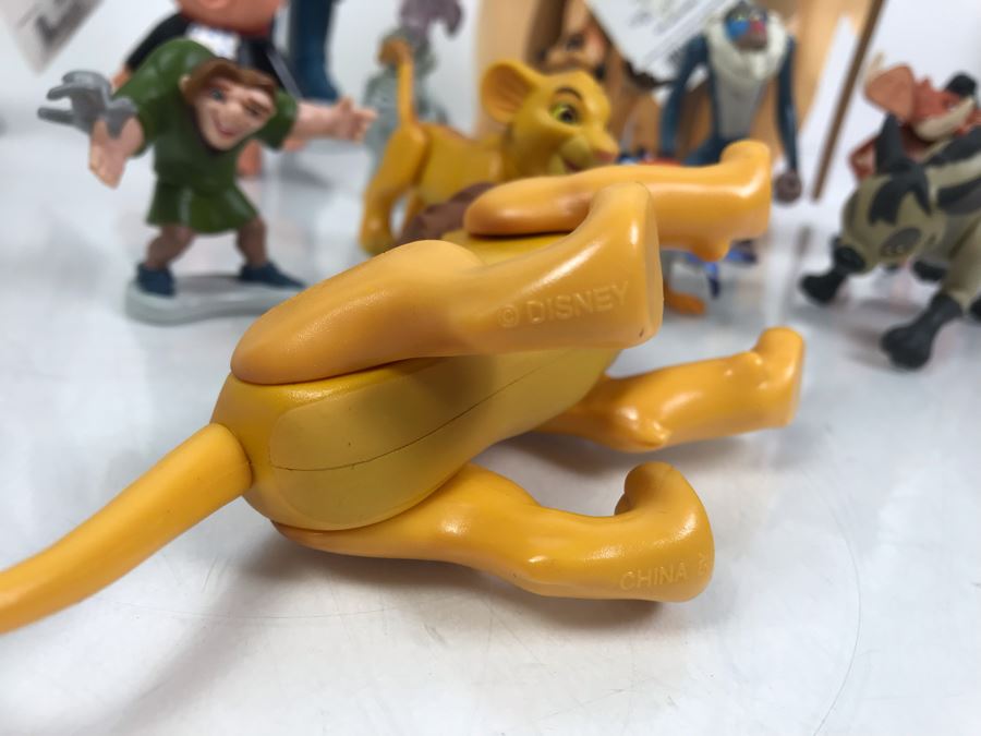 Various Disney Dolls Including Pocahontas Some With Original Tags And Vintage Warner Bros Porky Pig Doll [Photo 17]