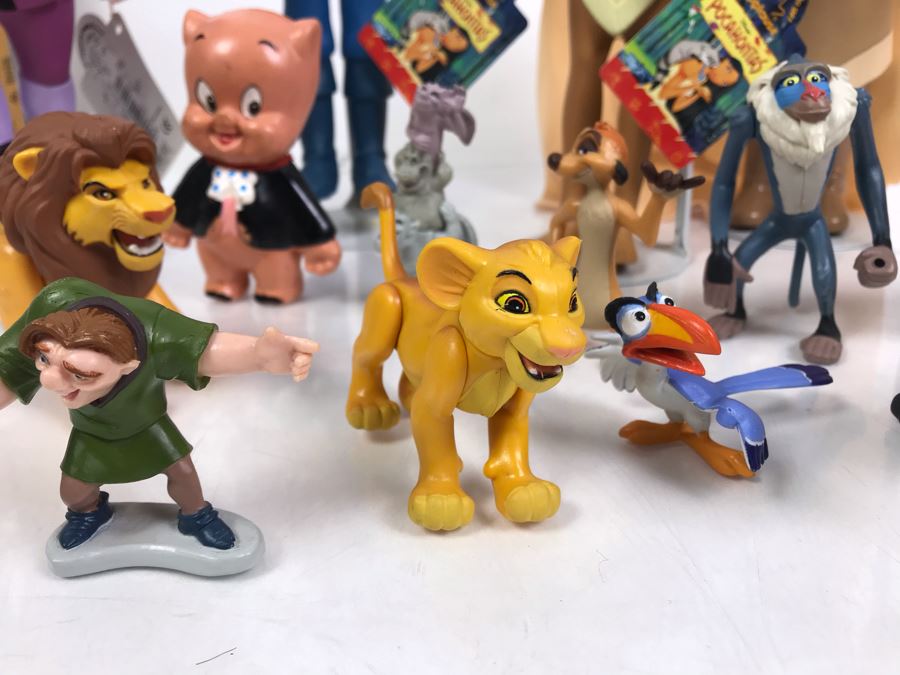 Various Disney Dolls Including Pocahontas Some With Original Tags And Vintage Warner Bros Porky Pig Doll [Photo 3]