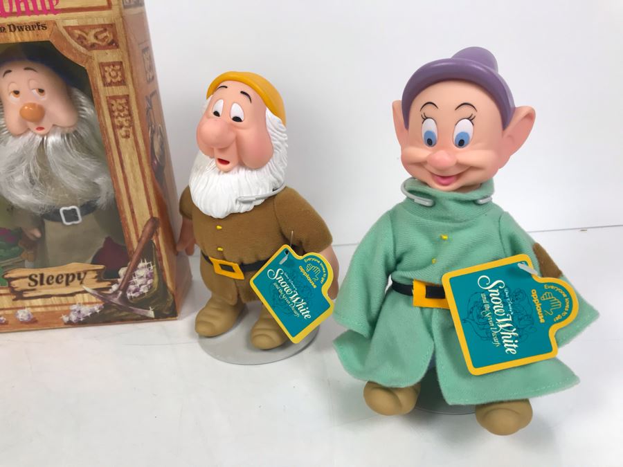 disney 7 dwarfs dolls