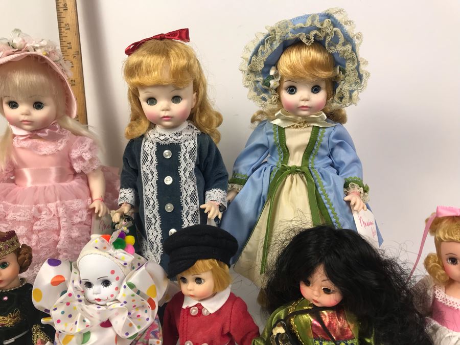(9) Vintage Madame Alexander Dolls: Americana Collection, Miniature Showcase, Juliet, Queen Isabella, Scarlett Series, Storyland Dolls, Renoir Girl, Renoir, Manet [Photo 10]