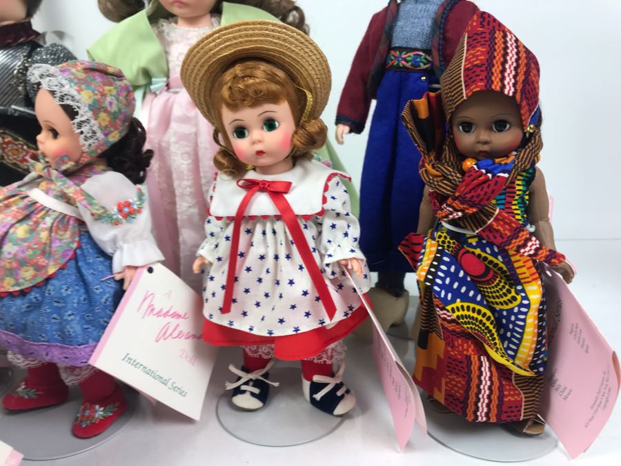 (12) Vintage Madame Alexander Dolls: Romance Collection, Lissy Collection, International Collection, Portrettes Series [Photo 5]
