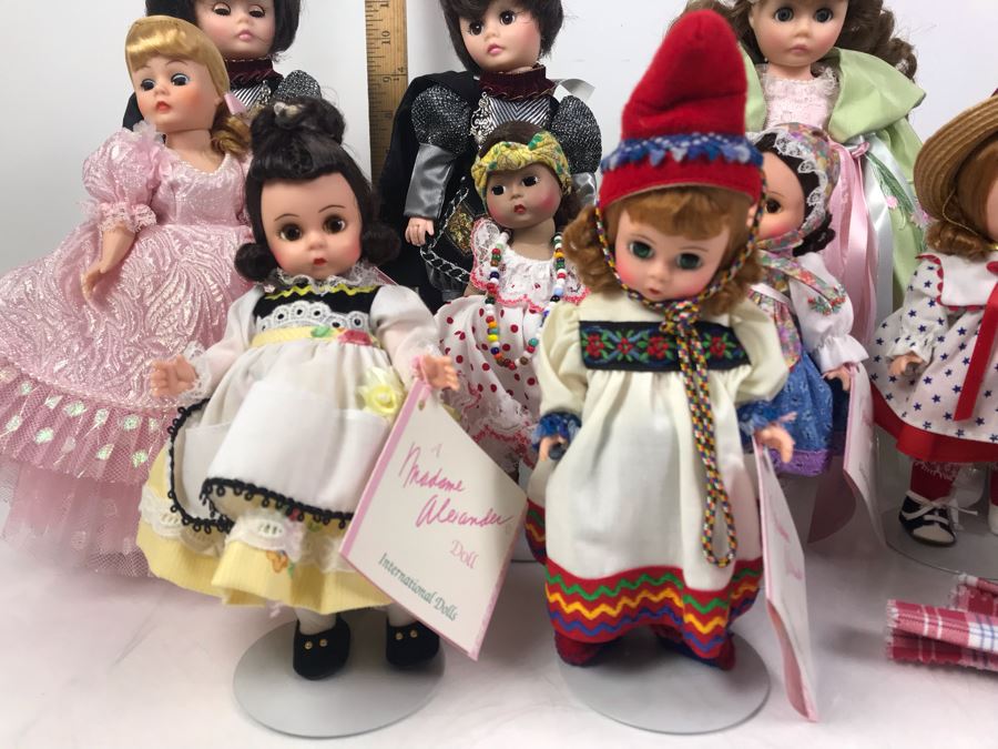 (12) Vintage Madame Alexander Dolls: Romance Collection, Lissy Collection, International Collection, Portrettes Series [Photo 3]
