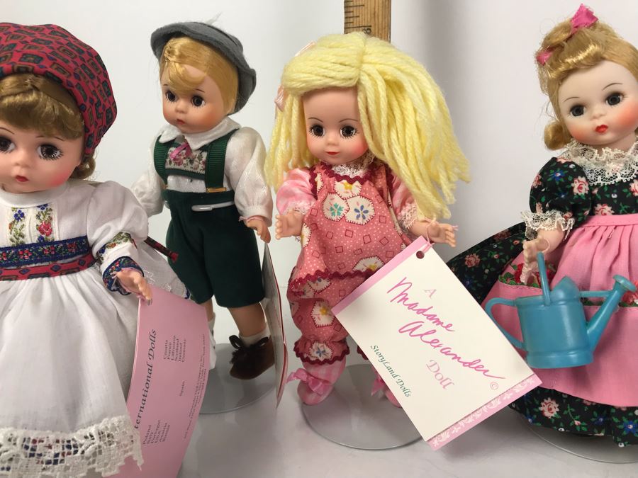 (12) Vintage Madame Alexander Dolls: Americana Collection, Storyland Dolls, International Collection, Portrettes Series, Little Women, Romeo [Photo 18]