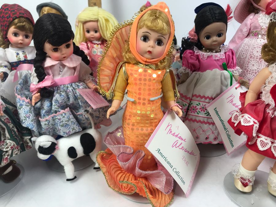 (12) Vintage Madame Alexander Dolls: Americana Collection, Storyland Dolls, International Collection, Portrettes Series, Little Women, Romeo [Photo 4]