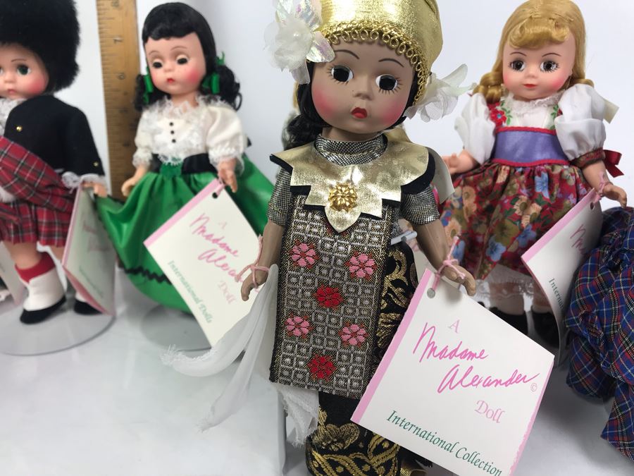 (13) Vintage Madame Alexander Dolls: Americana Collection, Storyland Dolls, International Collection, Scarlett Series [Photo 15]