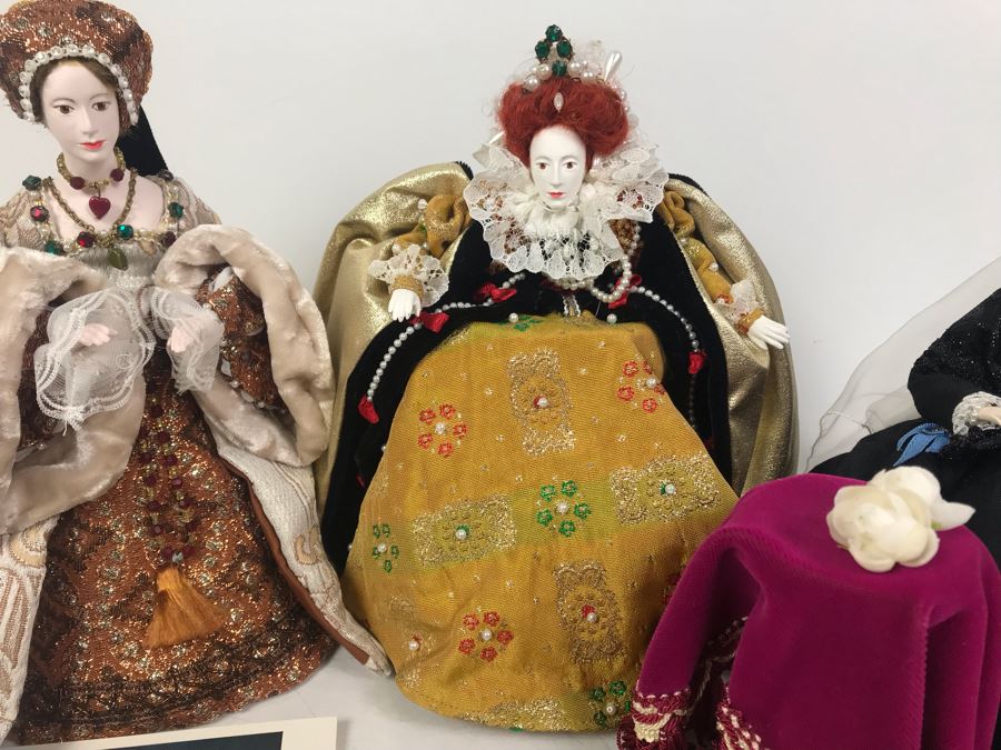 Vintage 1970's Limited Edition Peggy Nisbet Dolls With Certificates Of Authenticity: Queen Elizabet I, Queen Victoria, H.R.H. Prince Philip, H.M. Queen Elizabeth II And Lade Jane Grey All Signed By Alison Nisbet On Cert [Photo 10]