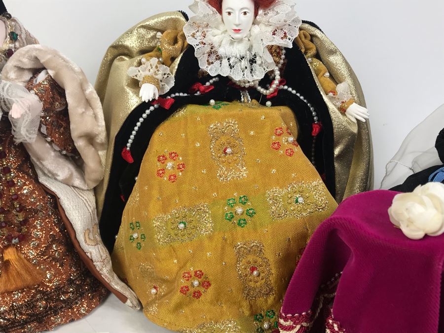 Vintage 1970's Limited Edition Peggy Nisbet Dolls With Certificates Of Authenticity: Queen Elizabet I, Queen Victoria, H.R.H. Prince Philip, H.M. Queen Elizabeth II And Lade Jane Grey All Signed By Alison Nisbet On Cert [Photo 13]