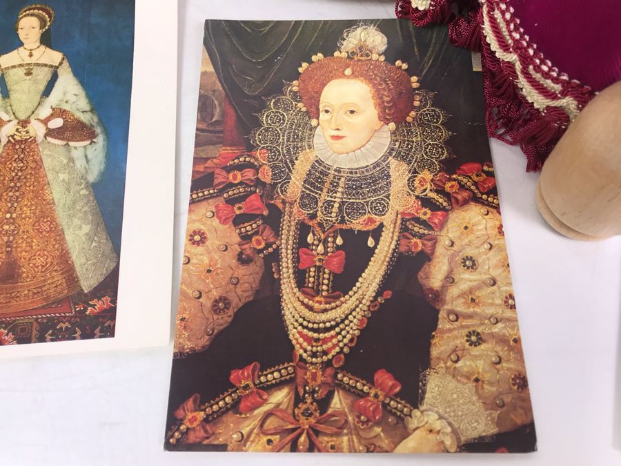 Vintage 1970's Limited Edition Peggy Nisbet Dolls With Certificates Of Authenticity: Queen Elizabet I, Queen Victoria, H.R.H. Prince Philip, H.M. Queen Elizabeth II And Lade Jane Grey All Signed By Alison Nisbet On Cert [Photo 15]