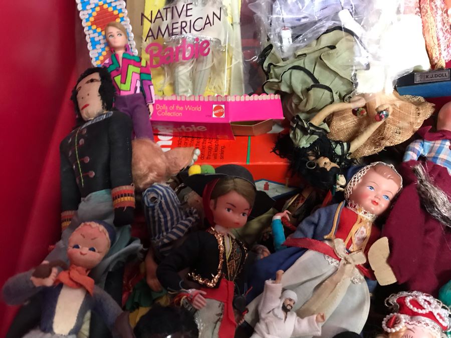 MEGA Vintage Doll Lot With 30' Mattel Marie Osmond Doll, Native American Barbie Doll, International Dolls, Disney Dolls And Tons More - 6 Large Tubs Filled! - See Photos [Photo 8]