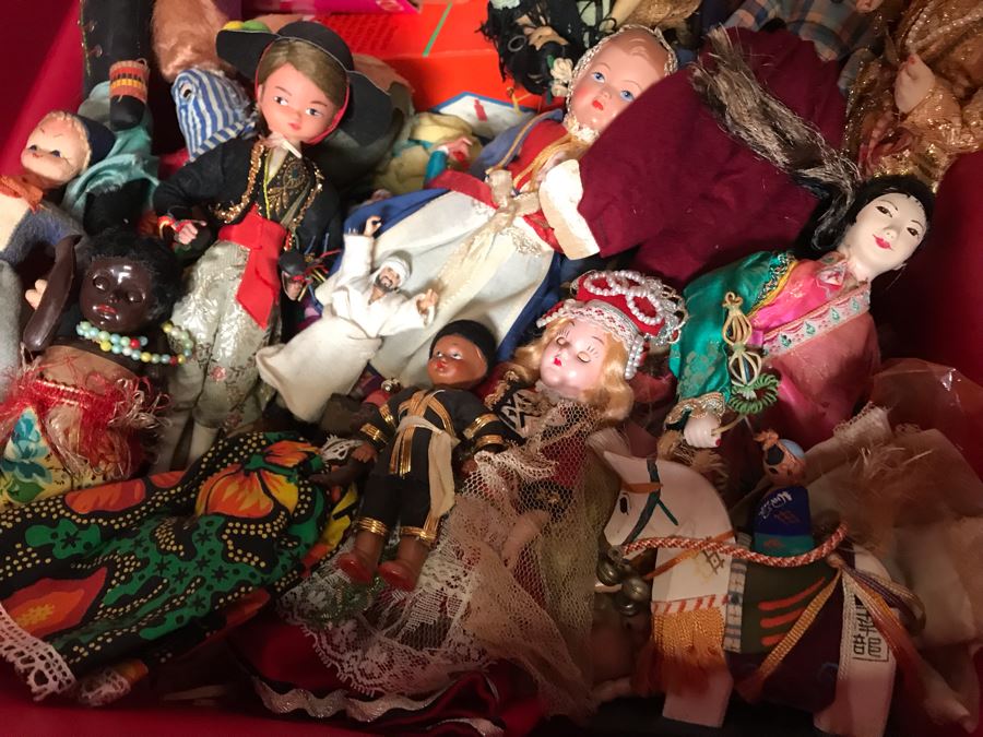 MEGA Vintage Doll Lot With 30' Mattel Marie Osmond Doll, Native American Barbie Doll, International Dolls, Disney Dolls And Tons More - 6 Large Tubs Filled! - See Photos [Photo 35]