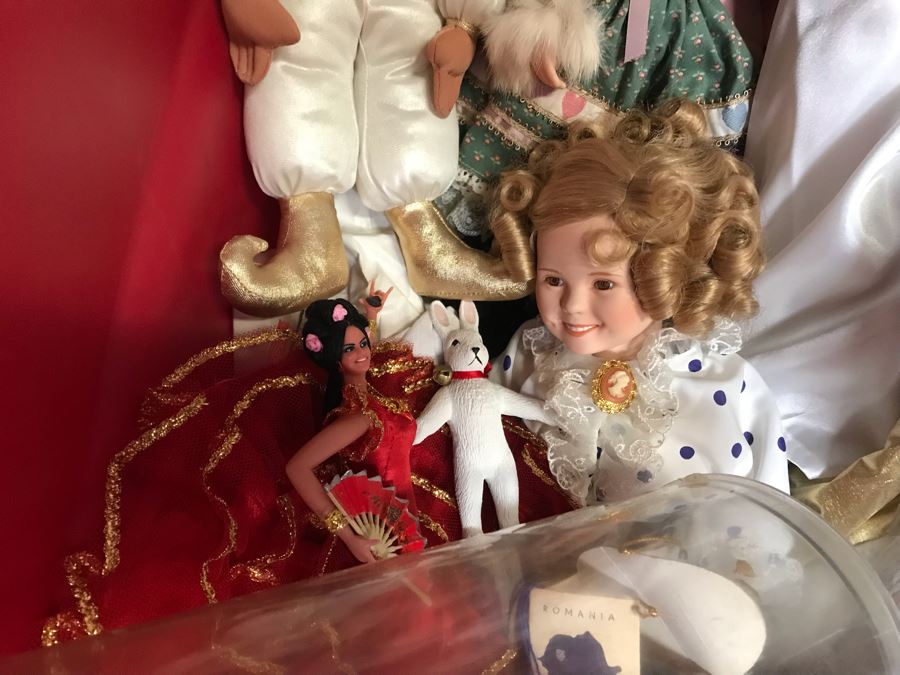 MEGA Vintage Doll Lot With 30' Mattel Marie Osmond Doll, Native American Barbie Doll, International Dolls, Disney Dolls And Tons More - 6 Large Tubs Filled! - See Photos [Photo 15]