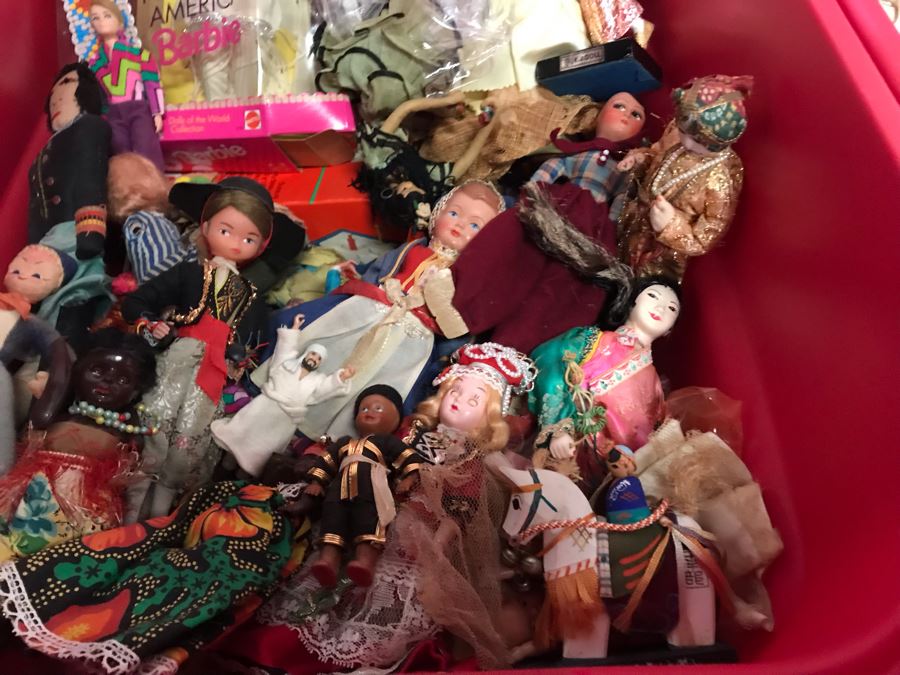 MEGA Vintage Doll Lot With 30' Mattel Marie Osmond Doll, Native American Barbie Doll, International Dolls, Disney Dolls And Tons More - 6 Large Tubs Filled! - See Photos [Photo 6]