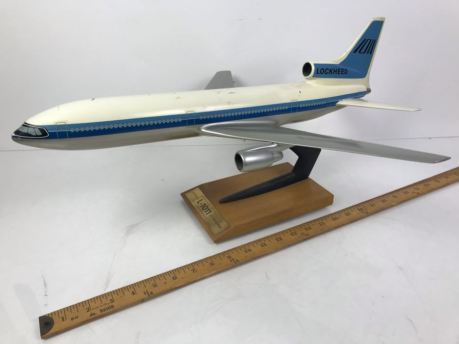 Vintage Pac Min Pacific Miniatures To Scale Airplane Model Lockheed Jet Transport L-1011 Alhambra, CA