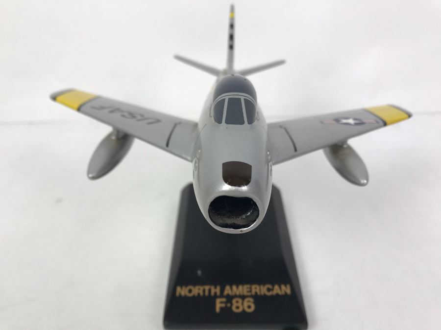 Vintage USAF Jet Airplane Model North American F-86 [Photo 5]
