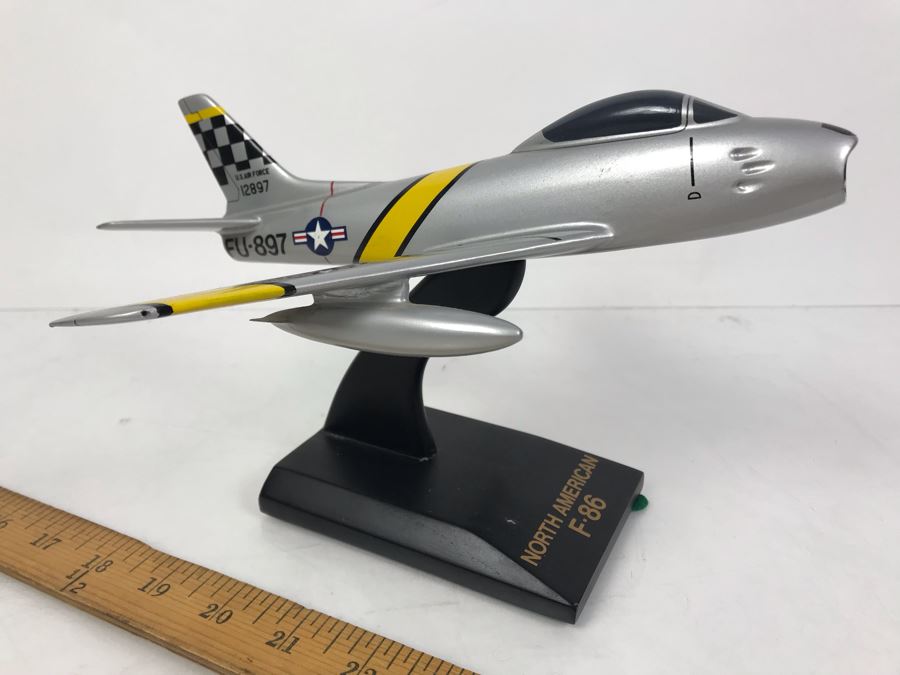 Vintage USAF Jet Airplane Model North American F-86 [Photo 2]