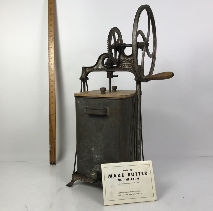 Vintage Dazey Churn & Mfg Co Industrial Mechanical Hand Crank Butter Churn St. Louis, MO 25'H