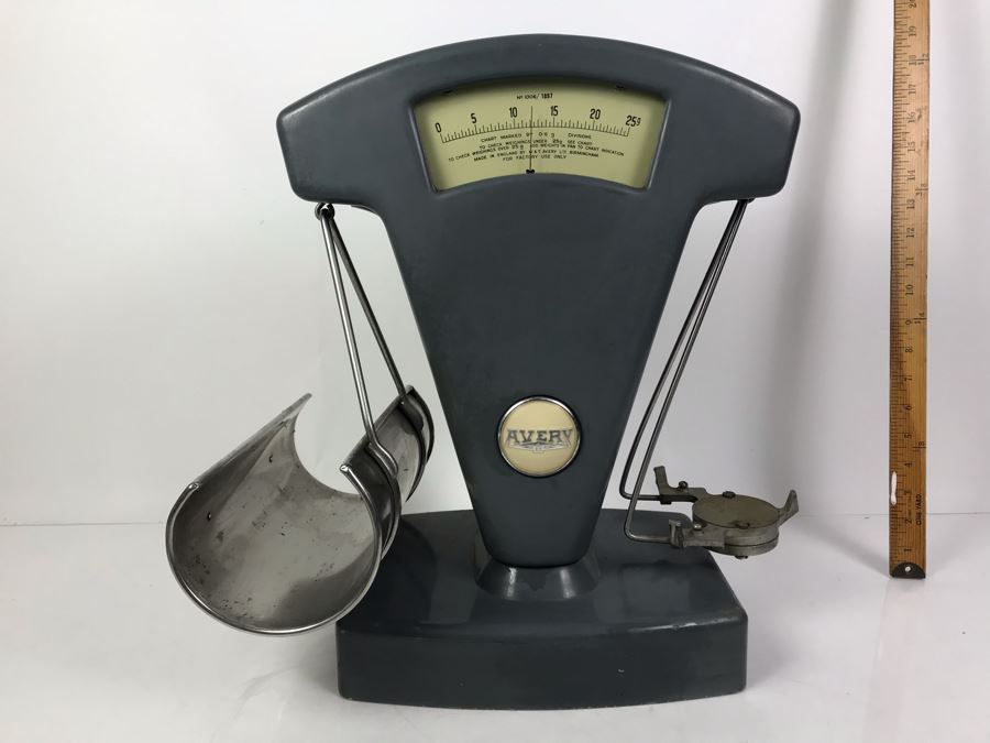 Vintage British Scale By W. & T. Avery Ltd Birmingham, England [Photo 8]
